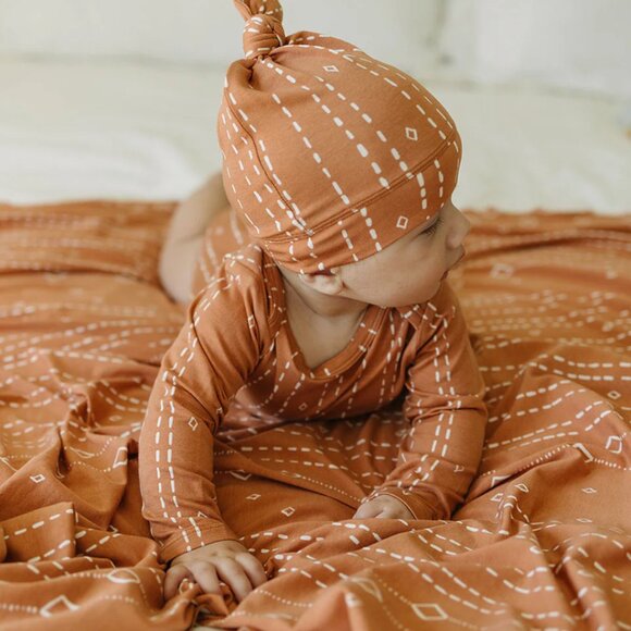 Loulou Lollipop - NWOT - Kids Knotted Hat - Warm Brown - Picture 1 of 3